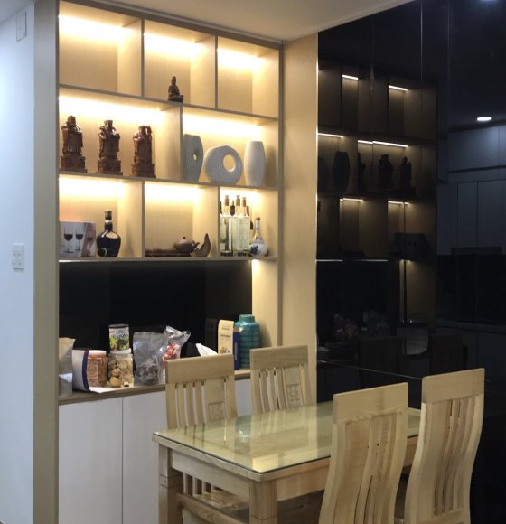 Bàn ăn 4 ghế gỗ Sồi Nga giao khách Q2
