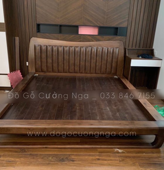 Giường ngủ gỗ cẩm hiện đại bọc nệm