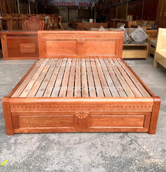 Giường ngủ gỗ sồi nga màu xoan - mẫu quạt 