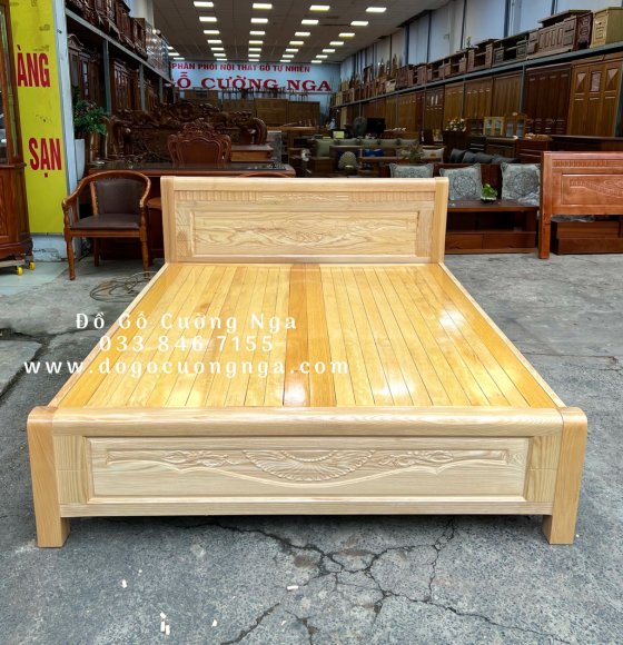 Giường gỗ Sồi Nga phản thưa mẫu hoa lan - màu tự nhiên 