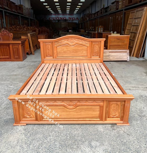 Giường Gỗ Đinh Hương Mẫu Nữ Hoàng - Vạt 