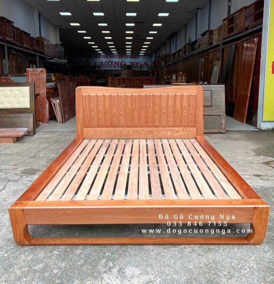Giương nhật chân quỳ gỗ xoan đào - vạt lan 