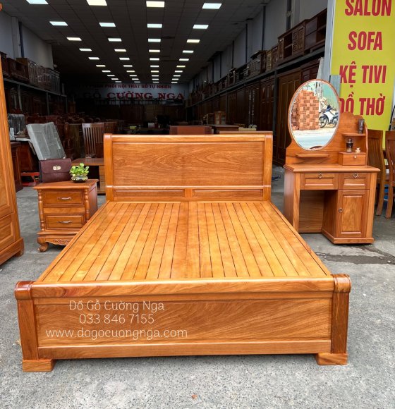 Giường gỗ gõ đỏ vạt phản thưa - mẫu trơn hiện đại 