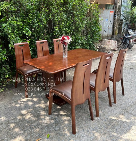 Bàn Ăn Gỗ Sồi Nga Lau Màu Óc Chó Sang Trọng 6 Ghế Nệm